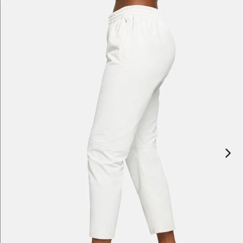 Outdoor Voices Rectrek Pants in Bone, size Small